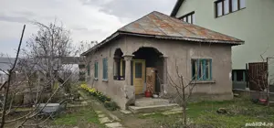 Teren intravilan si casa batraneasca 1313mp  - imagine 2