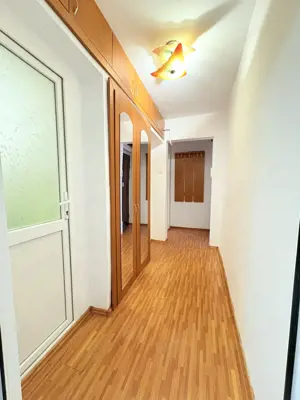 Apartament 3 camere | Etajul 2/4 |Ostroveni Dispensar - imagine 2