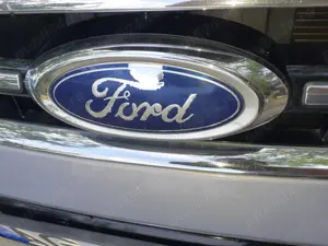 Stema de capota pentru Ford Mondeo