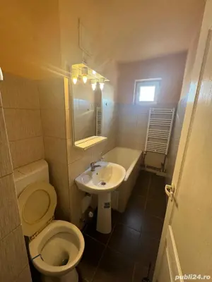 proprietar inchiriez apartament 3 camere - imagine 5