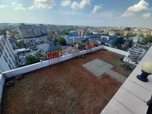 PENTHOUSE Ultracentral