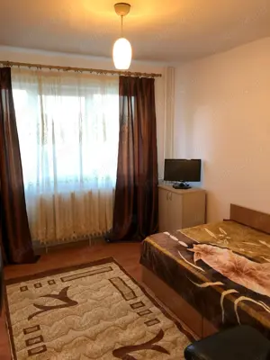 Inchiriez garsoniera