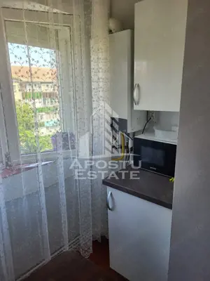 Apartament cu 2 camere, centrala proprie, zona Lipovei - imagine 3