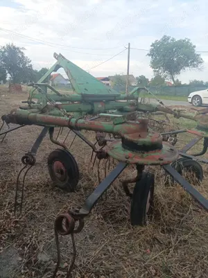 Vând presa și greblă  - imagine 5