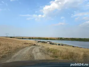 Teren intravilan cu iesire la lac - imagine 4