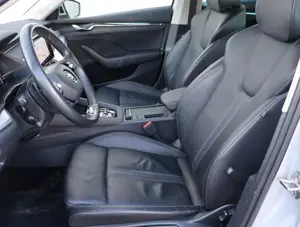 Skoda Octavia IV 2023 DSG  - imagine 6