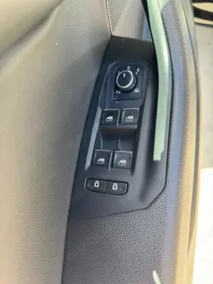 Vand vw Touareg 286cai putere model full  - imagine 13