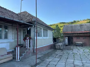 Casa de vanzare in comuna Lechinta - imagine 2