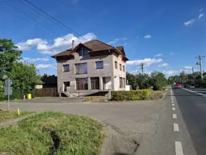 VILA S+P+E+M  cu SPATIU COMERCIAL  central in Nadlac - imagine 4