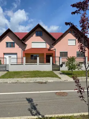 Casa de Vanzare la Mihai Viteazu