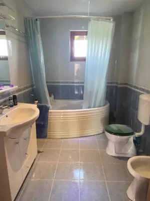 Casa de Vanzare la Mihai Viteazu - imagine 3