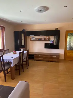 Casa de Vanzare la Mihai Viteazu - imagine 5