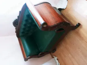 Vind doua fotolii antice