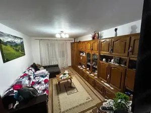 Sangeorgiu de Mures - Vanzare apartament 3 camere - Str. Stiintei - imagine 3