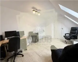 Apartament  4 camere 2 bai si loc parcare zona Valea Aurie - imagine 18