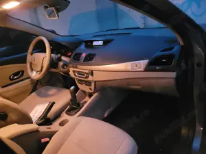 Renault-Fluence, 2010, al doilea proprietar, 138600 km, motor 1,6, benzina,stare f.f. buna, 3300 EUR - imagine 5