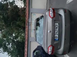 Renault-Fluence, 2010, al doilea proprietar, 138600 km, motor 1,6, benzina,stare f.f. buna, 3300 EUR - imagine 10