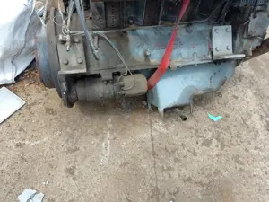 Motor deutz 8 cilindri in v stare perfecta  - imagine 4