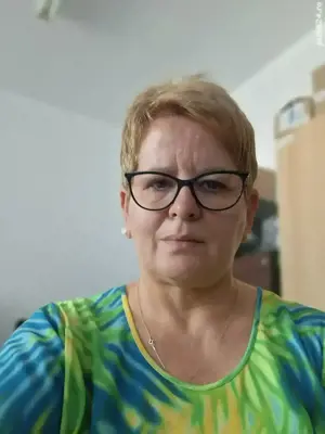 Bonă part-time începând cu ora 15 