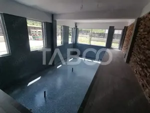 Casa individuala in natura terasa mare si piscina interioara Cisnadie - imagine 10