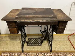 Mașină de cusut vintage UNION cu masă lemn   funcțională   500 lei - imagine 5