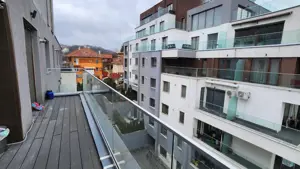 Apartament de lux cu terasa panoramica în centrul Brasovului - Dealul Morii resi - imagine 10