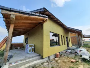 Casa dispusa pe parter si mansarda, 500mp teren - imagine 3