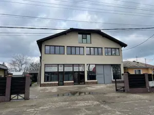 De vânzare clădire (hala parter locuință etaj)
