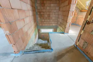 Casa dispusa pe parter si mansarda, 500mp teren - imagine 18