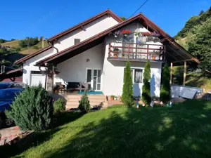 Schimb - Casa de vacanta/locuit, Poiana Marului