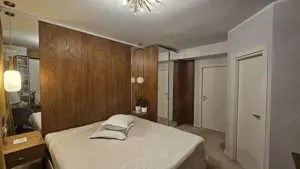 APARTAMENT MOBILAT LUX ZONA  INEL 1 - imagine 14