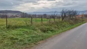 Teren Intravilan Lugasu de Sus