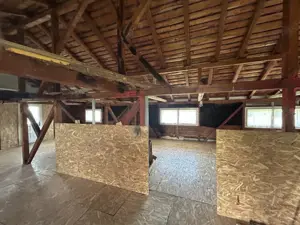 VAND O VILA IN PADUREA DIN FILIPESTI - imagine 18