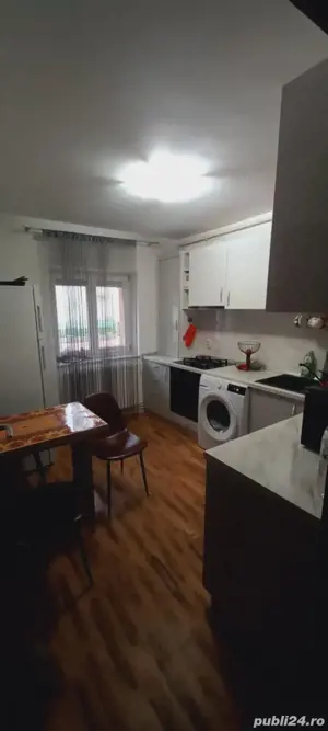 Vand schimb apartament la cheie