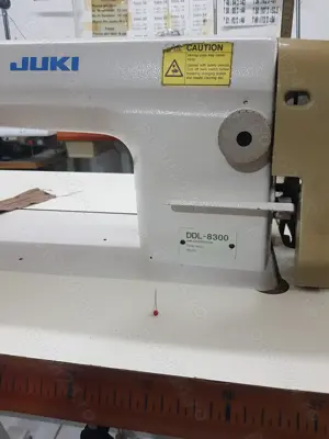 Vand masini de cusut Juki si Jack