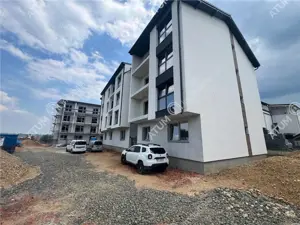 Apartament 2 camere loc parcare zona Octavian Goga Selimbar - imagine 5