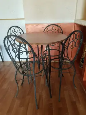 Masa si scaune din fier forjat