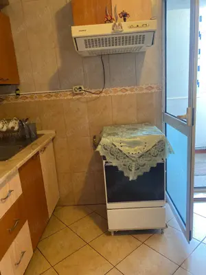 Vanzare apartament 4 camere micro 21 - imagine 3