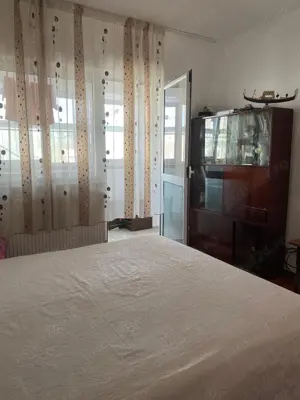 Vanzare apartament 4 camere micro 21 - imagine 7