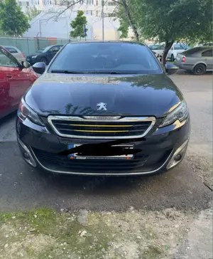 Peugeot 308 generatia 2
