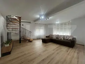 Casa/ Apartament 87 mp, zona semicentrala 