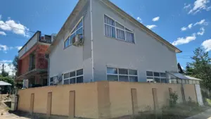 Vand imobil, cu chiriasi pe termen lung, situat in Pitesti, Arges