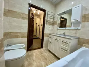 Apartament cu 2 camere de inchiriat situat la Iulius Town