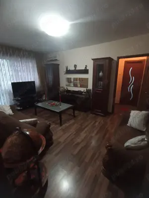 Apartament cu 3 camere, B-dul Tineretului 