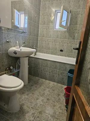 Inchiriez Apartament 3 camere in Zorilor - imagine 2