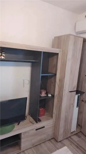 Garsoniera - Etaj Intermediar - Bloc Anvelopat - Renovat Complet - Zona Dambovita