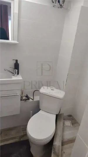 Garsoniera - Etaj Intermediar - Bloc Anvelopat - Renovat Complet - Zona Dambovita - imagine 4