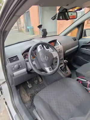 OPEL ZAFIRA Model:A-H Monocab 7 locuri - imagine 4