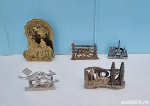 Suporturi metalice pentru șervețele-scrisori-cărți de vizită: