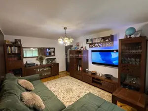 Apartament - 3 camere - 68 mp - Obcini